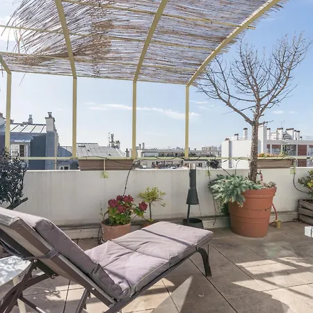 Breathtaking 2bd Roof-top Patio 19e! * Parigi